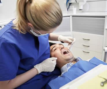 Removing Impacted Wisdom Teeth Through Oral Surgery